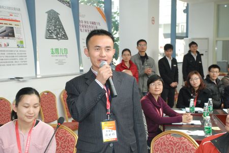 西元數碼快印社老板 張明輝